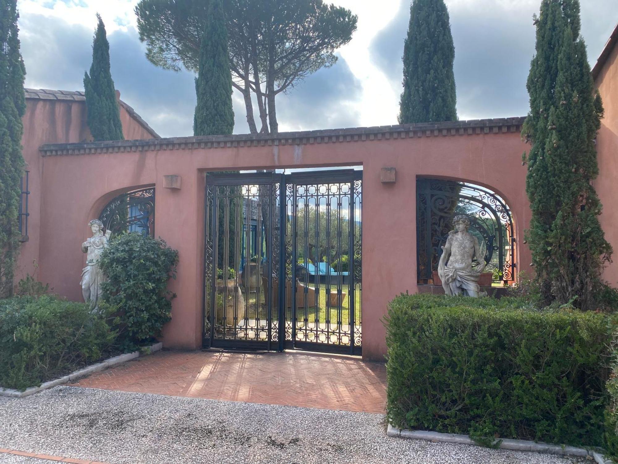 Bed and Breakfast L'Hacienda Francesa Palaja Esterno foto